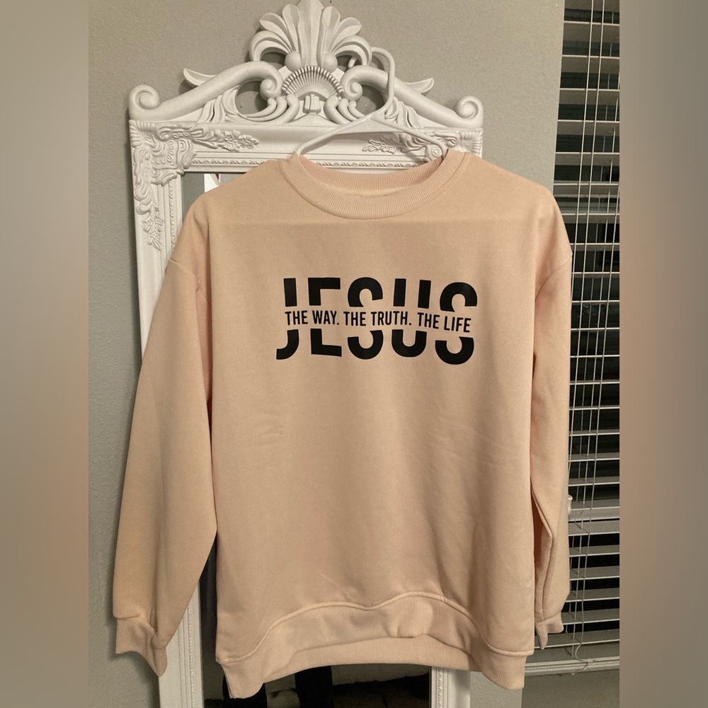 Jesus sweater size S (naturally oversized)